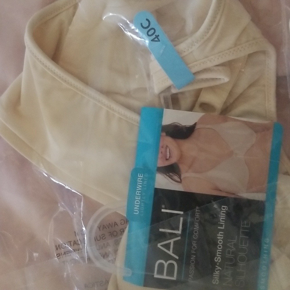 Silky smooth lining Underwire Bra - Smoothing